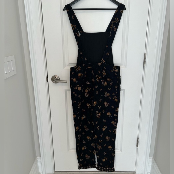 Madewell Corduroy Cross-Back Overalls in Forest Floral Mix - Picture 11 of 15